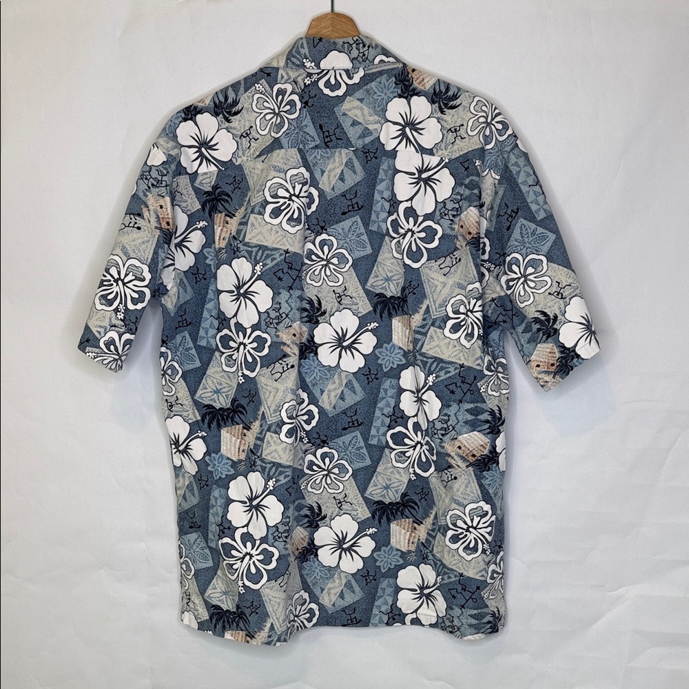 Hilo Hattie Men’s Hawaiian Shirt - Picture 6 of 7